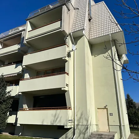 Апартаменти Juros Butas - Du Miegamieji Ir Svetaine Su Sofa Lova Паланга