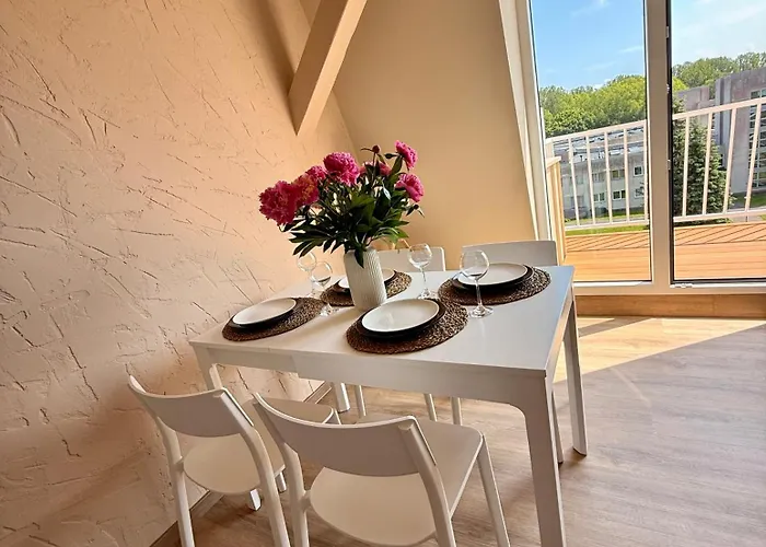 Juros Butas - Du Miegamieji Ir Svetaine Su Sofa Lova بالانغا